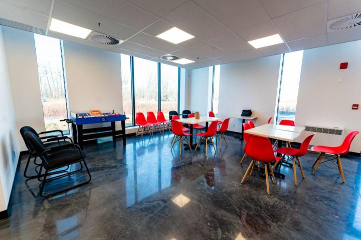 Supplier of Interior and Exterior Industrial Paint Joliette