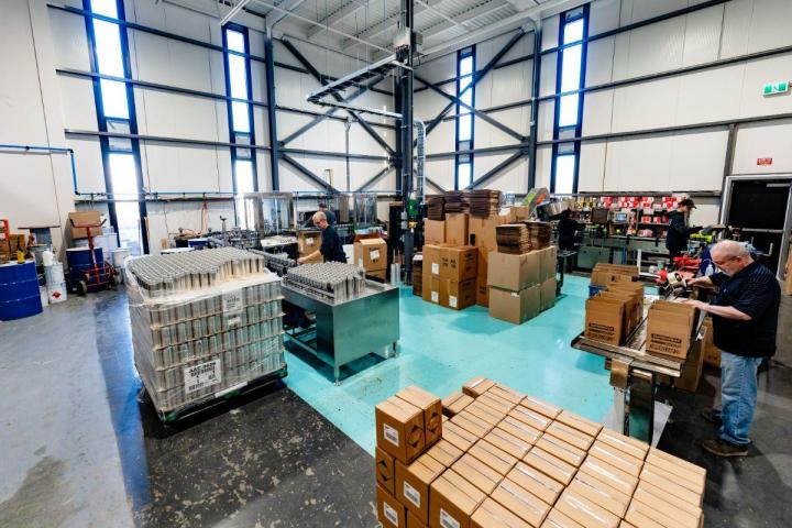 Supplier of Interior and Exterior Industrial Paint Joliette