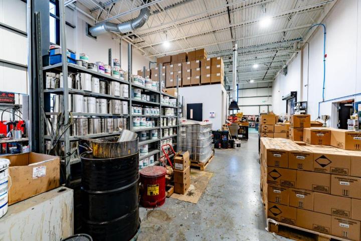 Interior and exterior industrial paint supplier Joliette