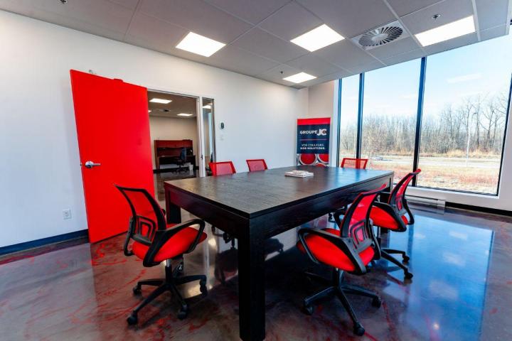 Supplier of Interior and Exterior Industrial Paint Joliette